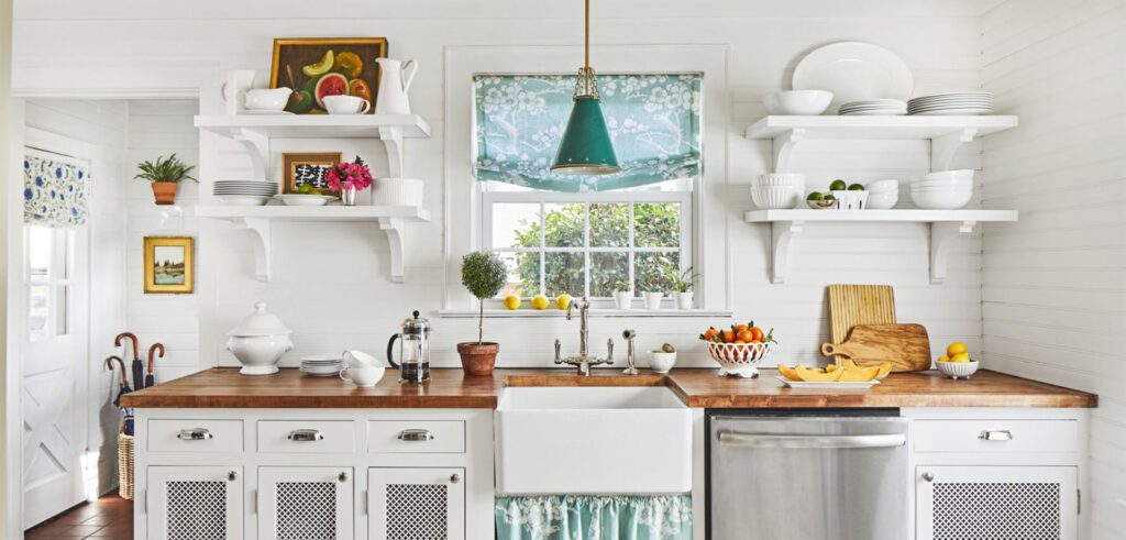 What are the main advantages of a modular kitchen? 1 Locationinner